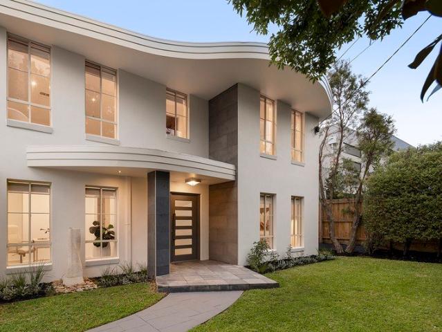 Great Family Design in Broad Beautiful Grounds