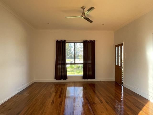 GREAT FAMILY HOME !