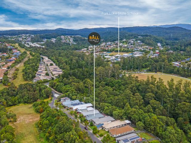 Great Family Home with Stunning Bush Outlook and Entertainer’s Deck