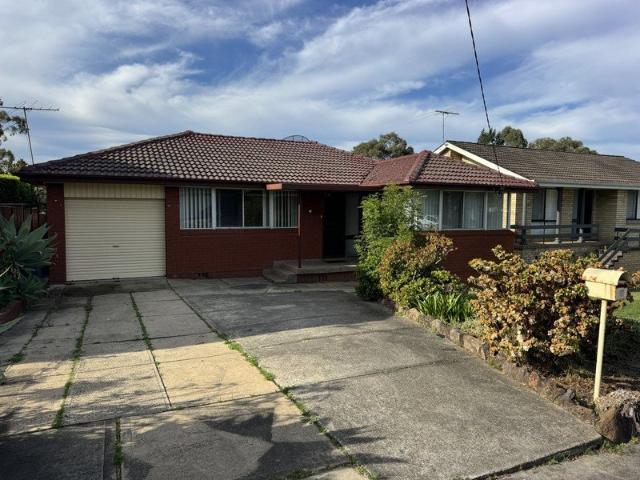 GREAT FAMILY HOME WITH TENAGE RETREAT OR INLAW ACCOMMODATION
