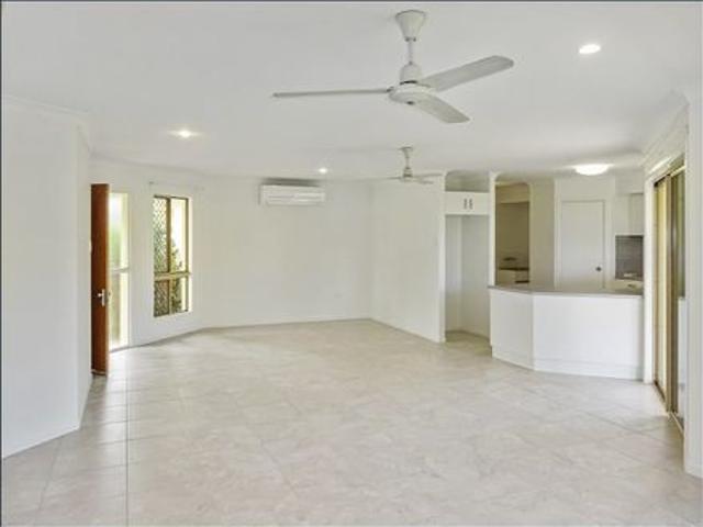 Great Family Home | Close to Schools & Shops