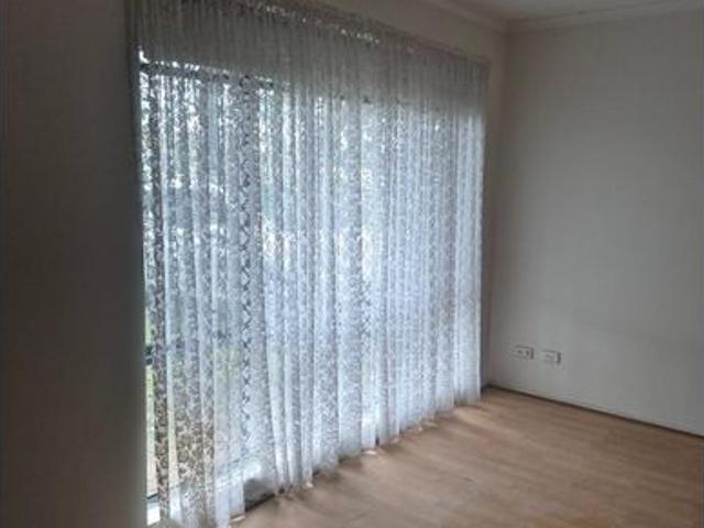 great family home close to shopping and transport