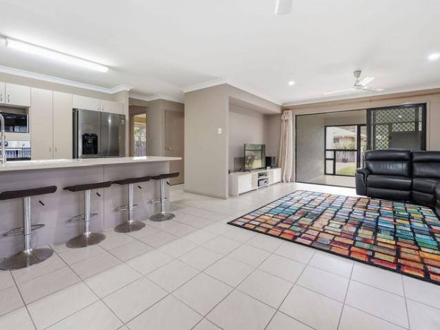 Great Family Home in Mount Louisa