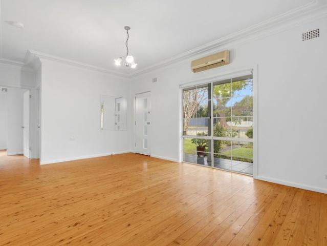 Great Family home Perfect for Commuters