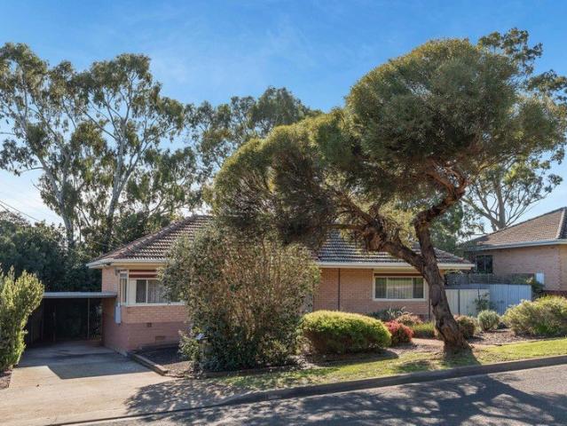 OPEN INSPECTION SATURDAY 4TH JULY 10.00AM 10.30AM. GREAT FAMILY HOME/INVESTMENT ON APPROX 730SQM ALLOTMENT