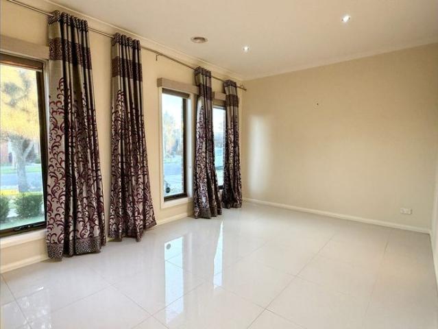 Great Family living in a Central Location