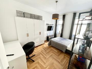 Great, fashionable suite