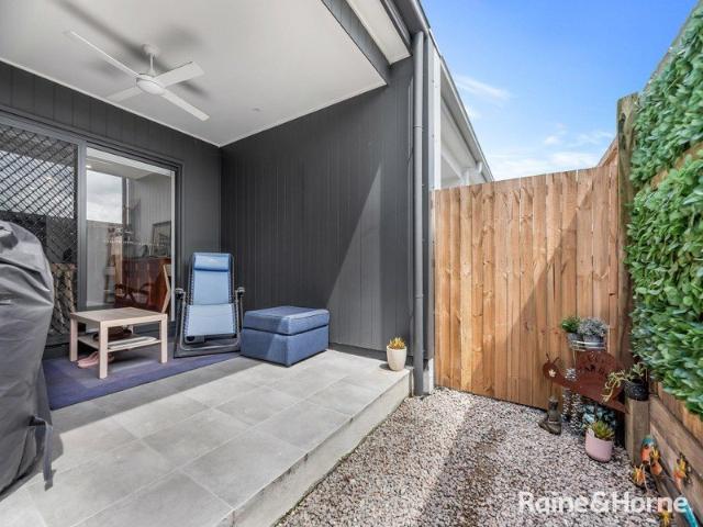 Great first home or investment opportunity!