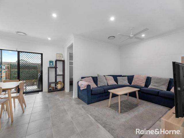 Great first home or investment opportunity!