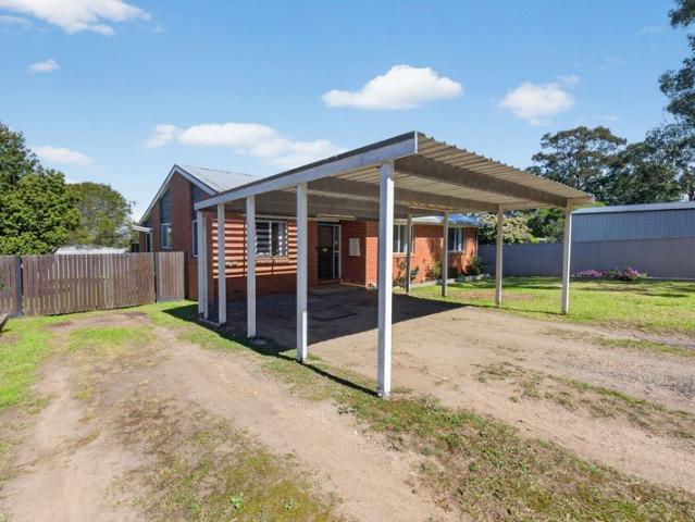 Great First Home Or Investment Opportunity In A Quiet Location