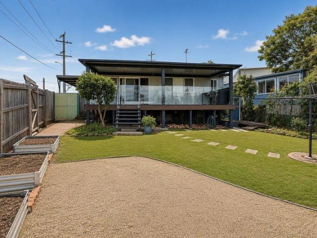 GREAT FIRST HOME TUCKED AWAY IN A QUIET SPOT WITH RENOVATED INTERIORS, STUNNING OUTLOOK AND A PEACEFUL LIFESTYLE. CLOSE TO KURMOND VILLAGE CONVENIENCE