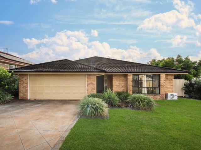 Great floorplan, Work Required, Vacant