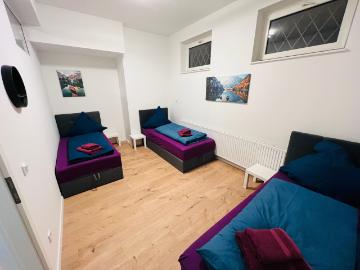 Great Flat | 6 Beds | 3 Bedroom | Parking | WiFi