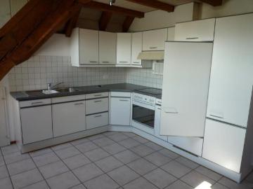 Great gallery apartment with lots of wood and charm 88 m2