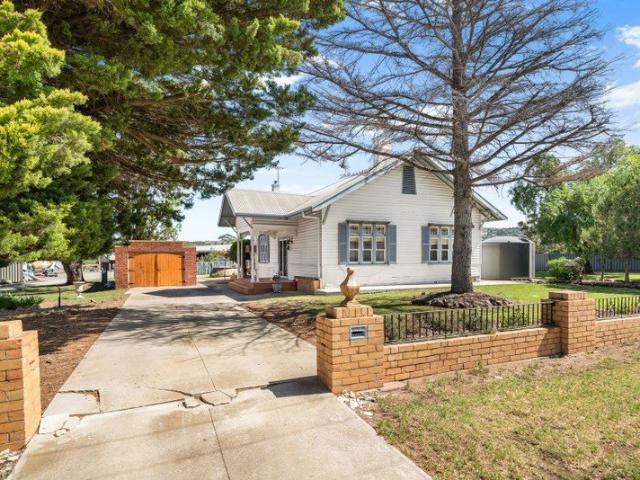 Great Gem in Darley!
