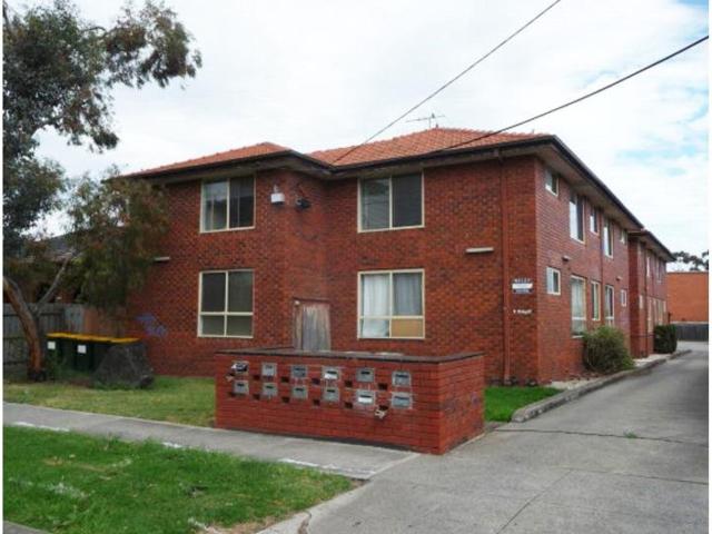Great ground floor unit!