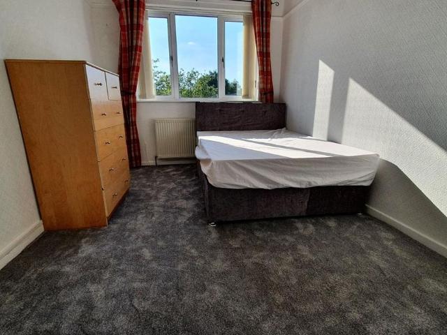 Great Hampton Row, Birmingham B19, 3 bed flat to rent, £1,185 pcm | PrimeLocation