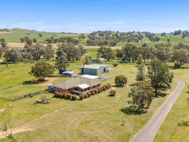 GREAT HOME BIG SHED 12.47 ACRES