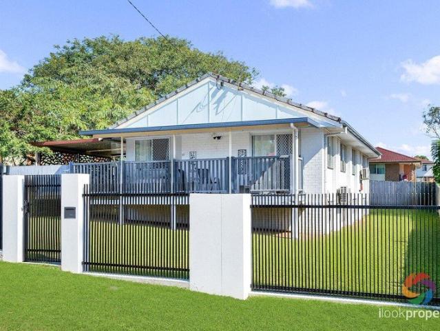 GREAT HOME, GREAT LOCATION, GREAT YARD!