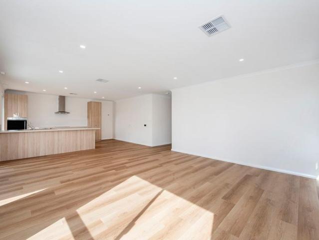 GREAT HOME IN CONVENIENT LOCATION