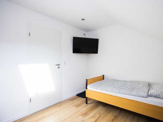 Great home in Ratingen, Ratingen Amsterdam Apartments for Rent