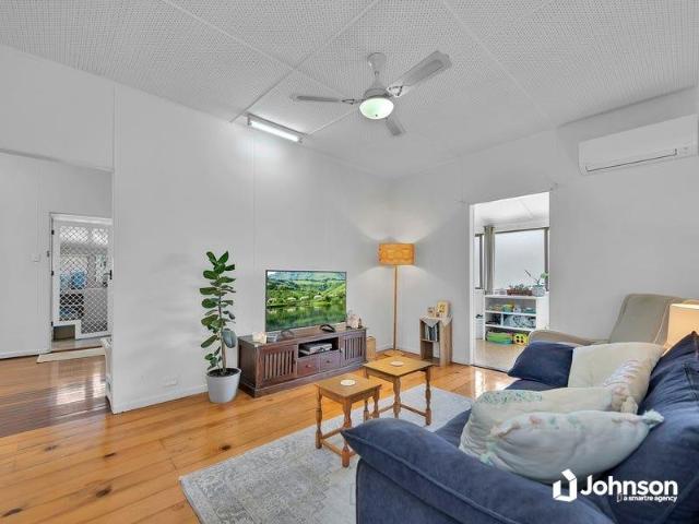 Great Home in Superb Location!