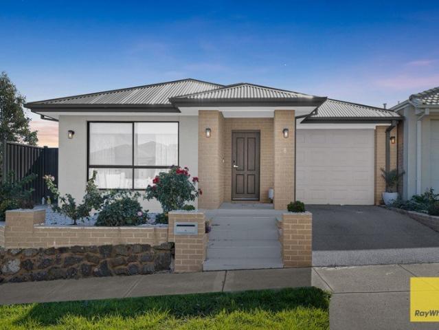 Great House in Convenient Location