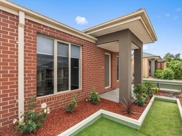 GREAT HOUSE & LOCATION