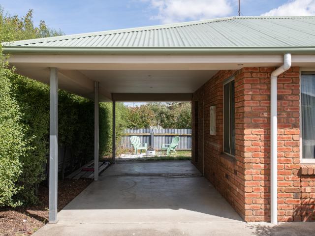 Great Investment or First Home Opportunity