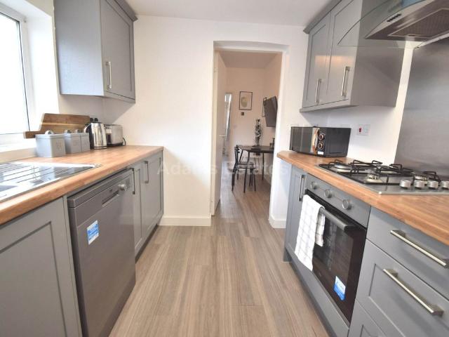 Great Knollys Street, Reading RG1, 4 bed terraced house to rent, £2,100 pcm | PrimeLocation