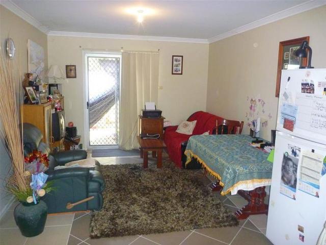 GREAT LITTLE UNIT FOR RENT