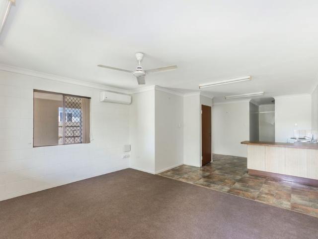 Great located duplex, close to Everything!