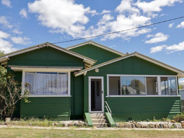 Great Located Large Family Home