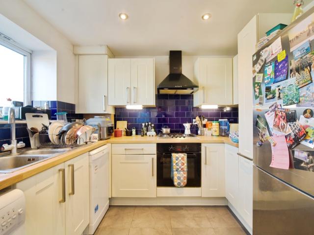 Great location, 2 bedroom flat for Rent by Finsbury Park