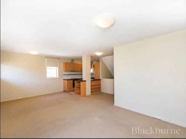 GREAT LOCATION 2 BEDROOM UNIT