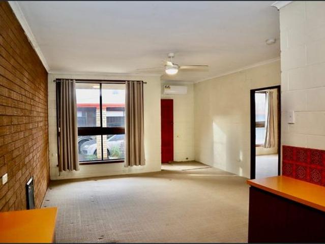 Great Location 2 Bedroom unit with Carport and Storage