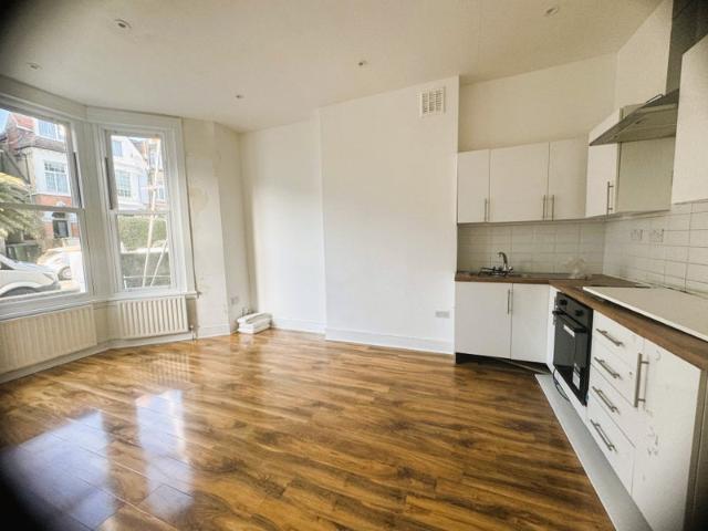 Great Location 2Bed Garden Romola Road Tulse Hill