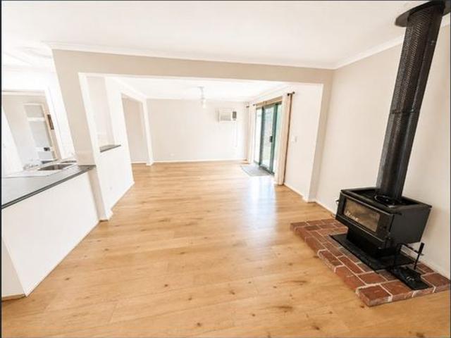 Great Location …3 bedroom plus study