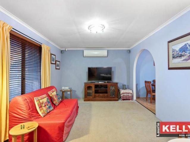 Great location, unfurnished family home