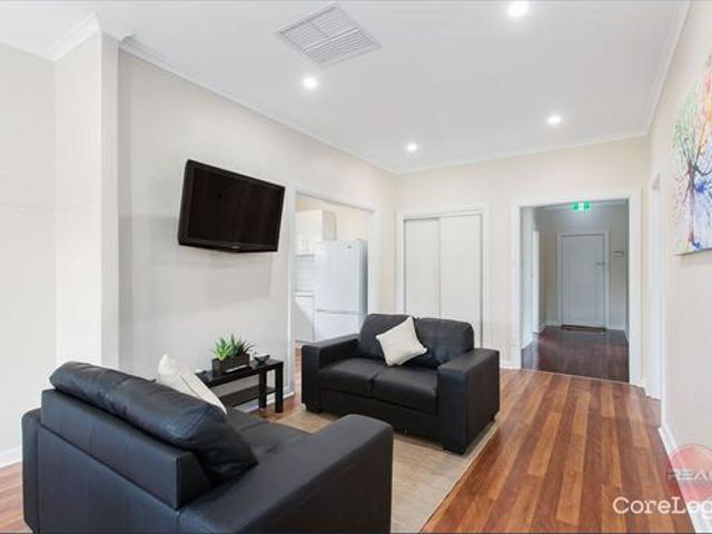 GREAT LOCATION & VERY SPACIOUS ROOMING HOUSE CURRENTLY NO VACANCIES