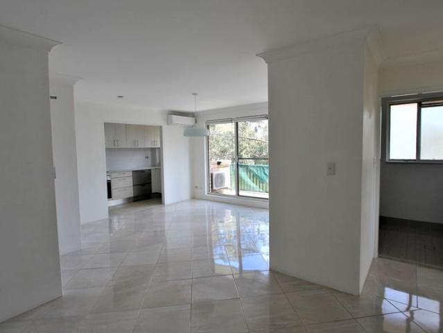 Great Location, walking distance to all amenities