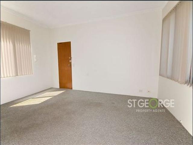 Great location, walking distance to station
