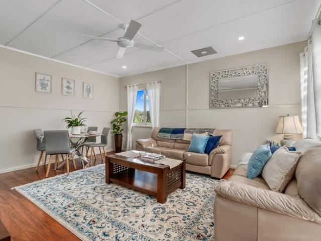 GREAT LOCATION WITH SUBURBAN PRIVACY