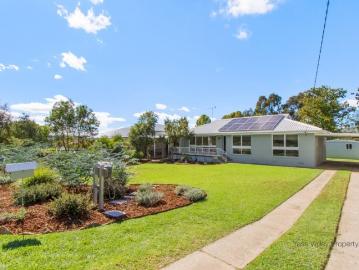 Yass, Yass Valley, Victoria - Garden, Equipped kitchen