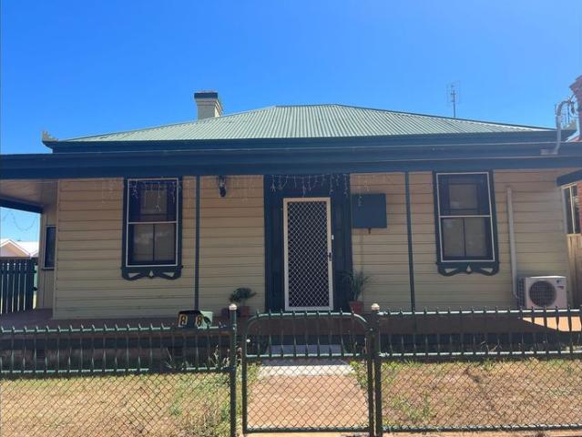 GREAT LOCATION AND DELIGHTFUL HOME