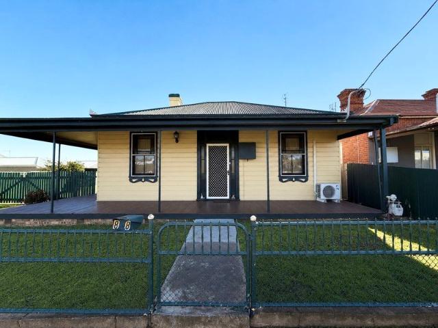 GREAT LOCATION AND DELIGHTFUL HOME