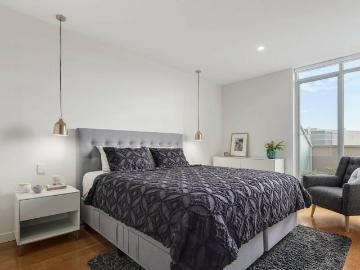 Sun Drenched & Modern Living in the Heart of Northcote – Walk to High St