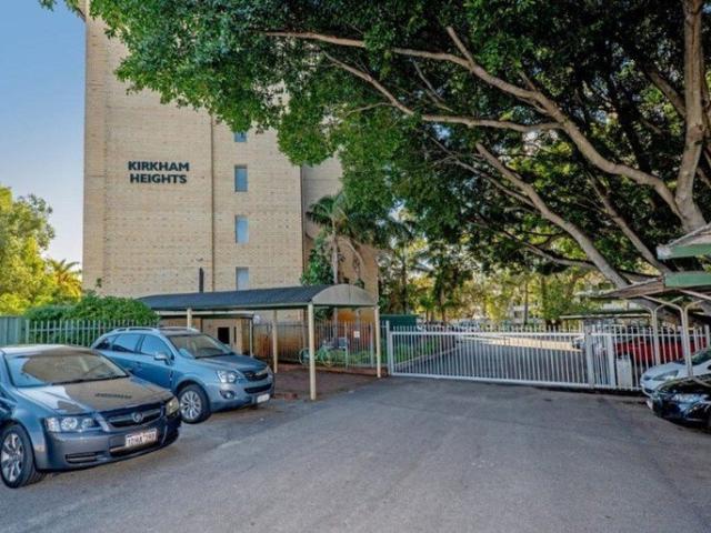 Great Location, Comfortable and Partially Furnished