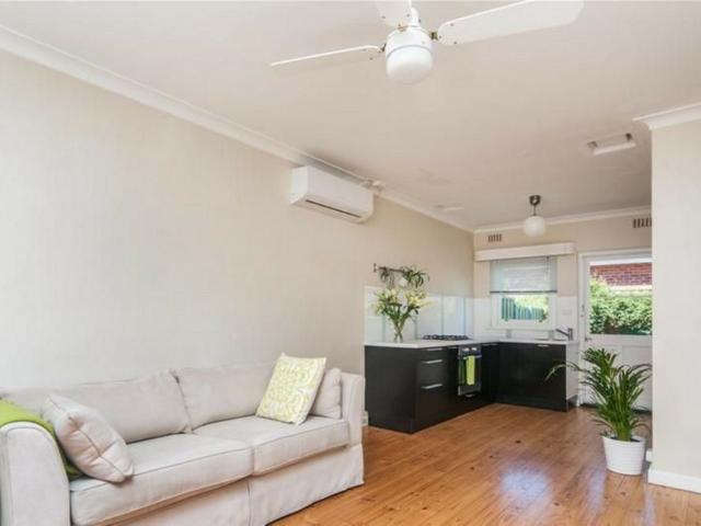 GREAT LOCATION, COZY NEW HOME!