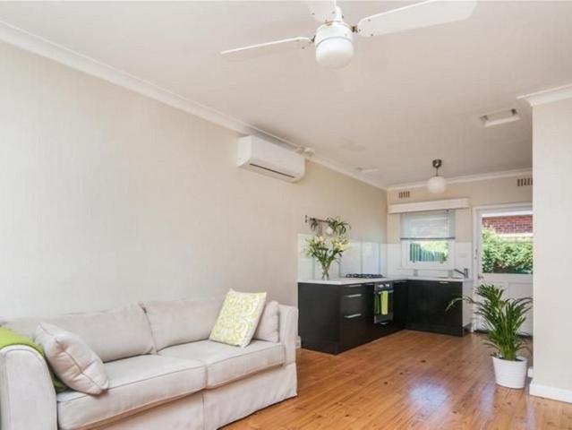 GREAT LOCATION, COZY NEW HOME!